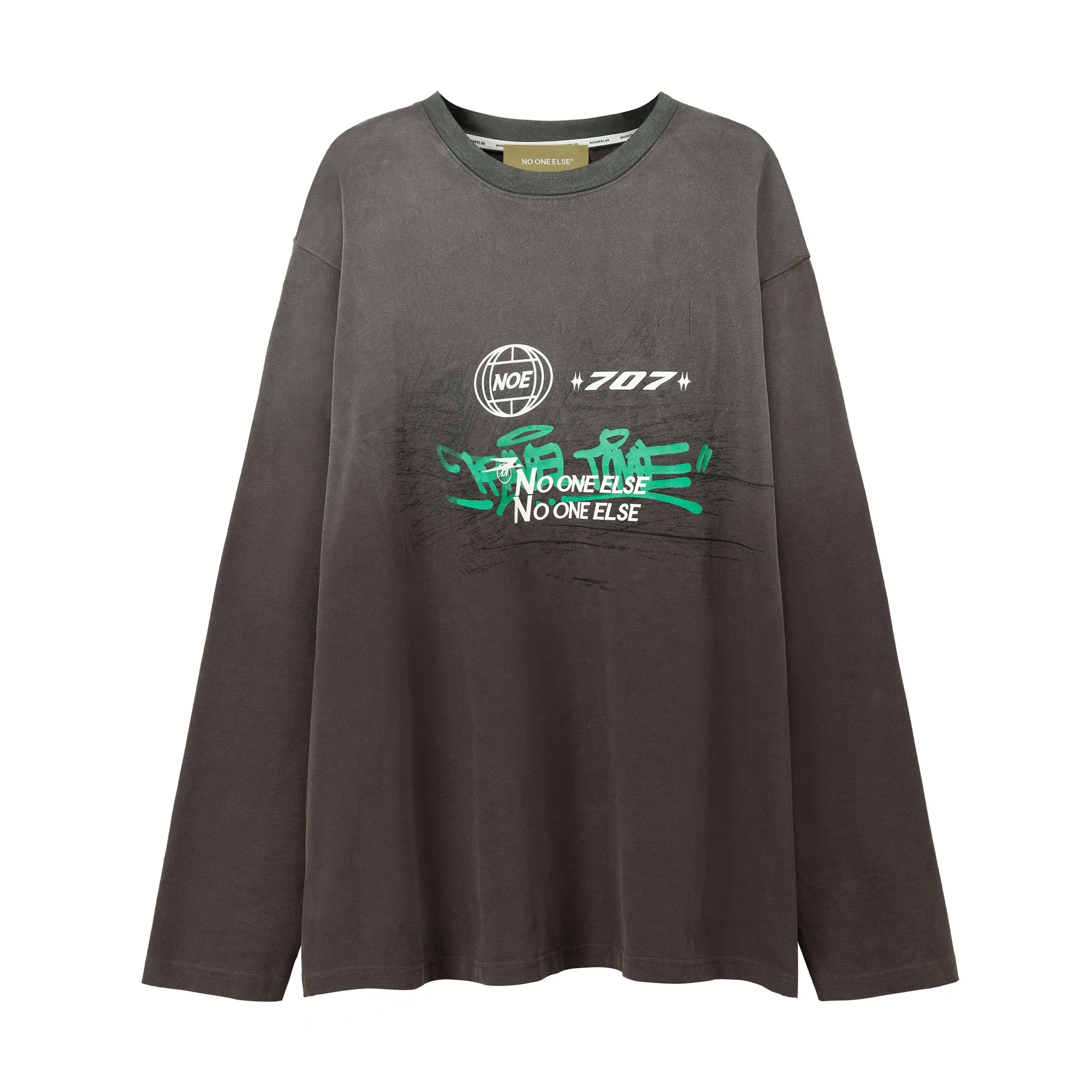 707 Graffiti Loose Fit Long-Sleeves Top