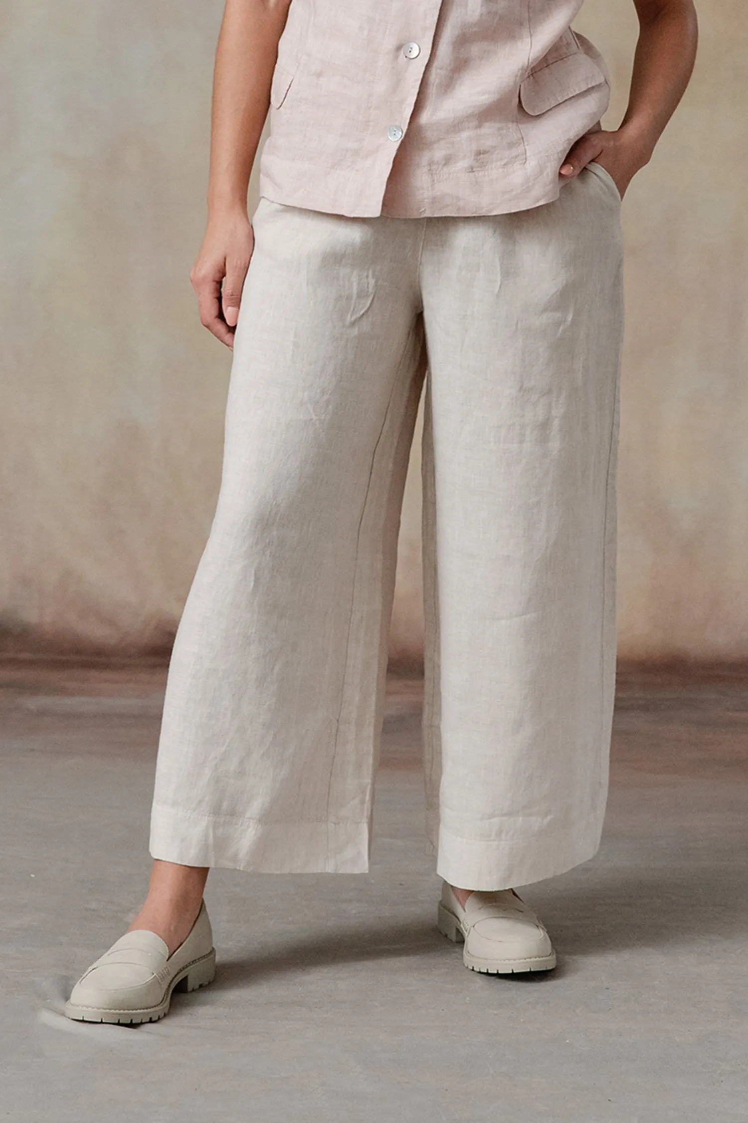 Adrianna Linen Pants