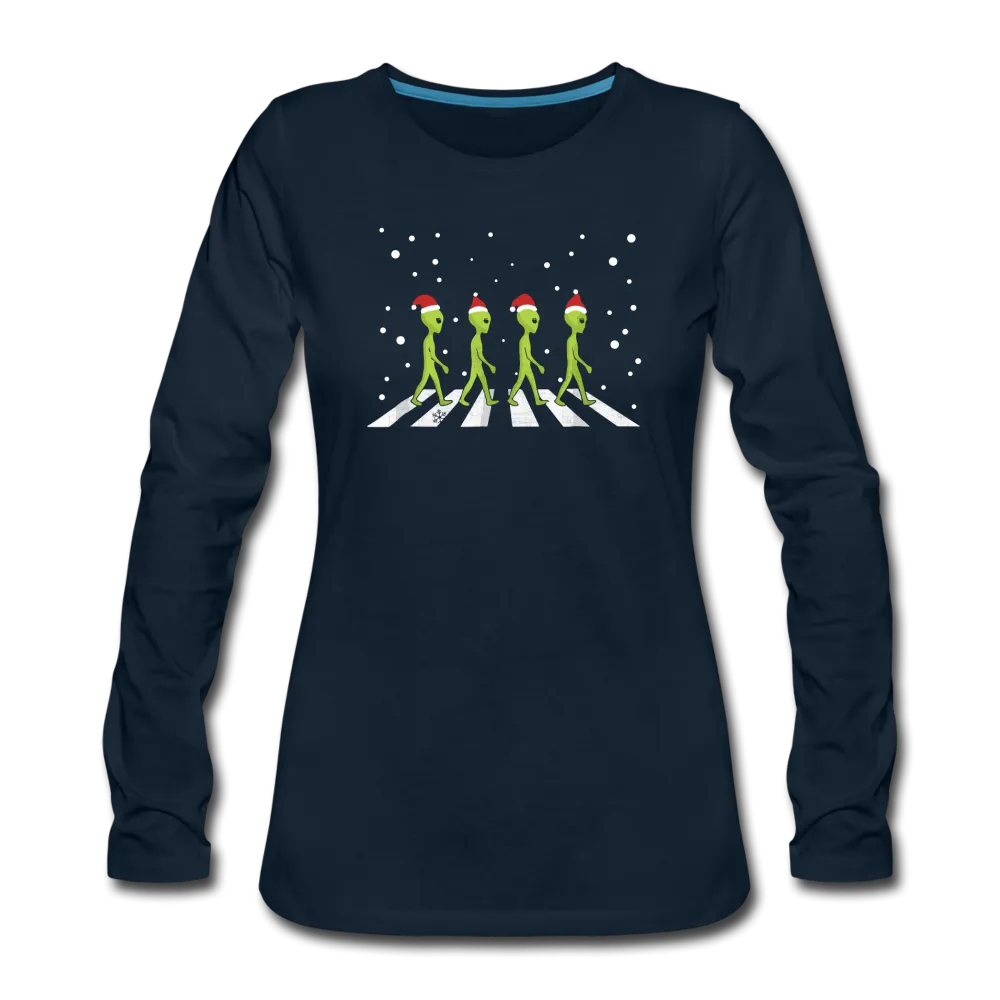 Aliens Crossing Street - Women's Premium Long Sleeve T-Shirt