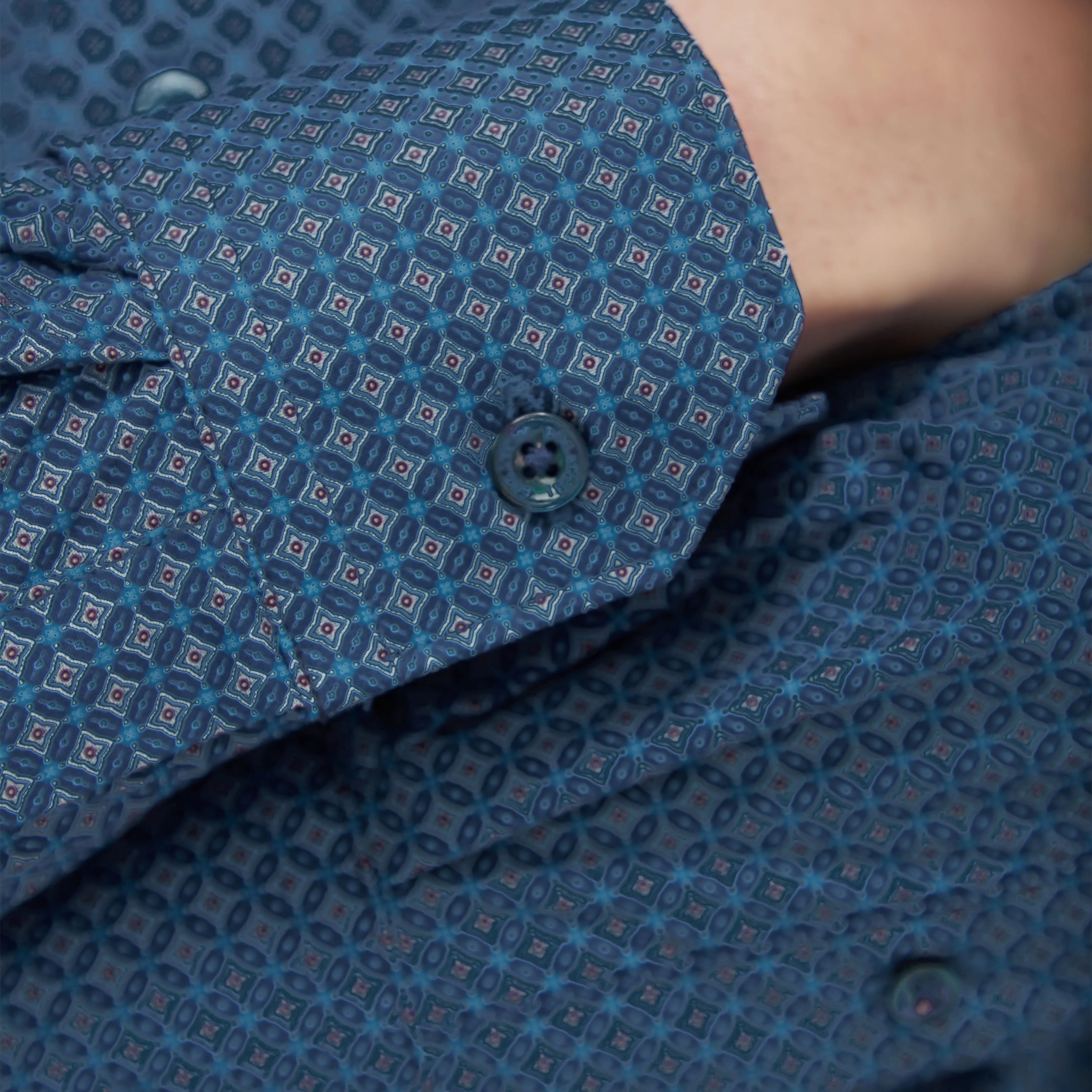 AXEL Mosaic Shirt