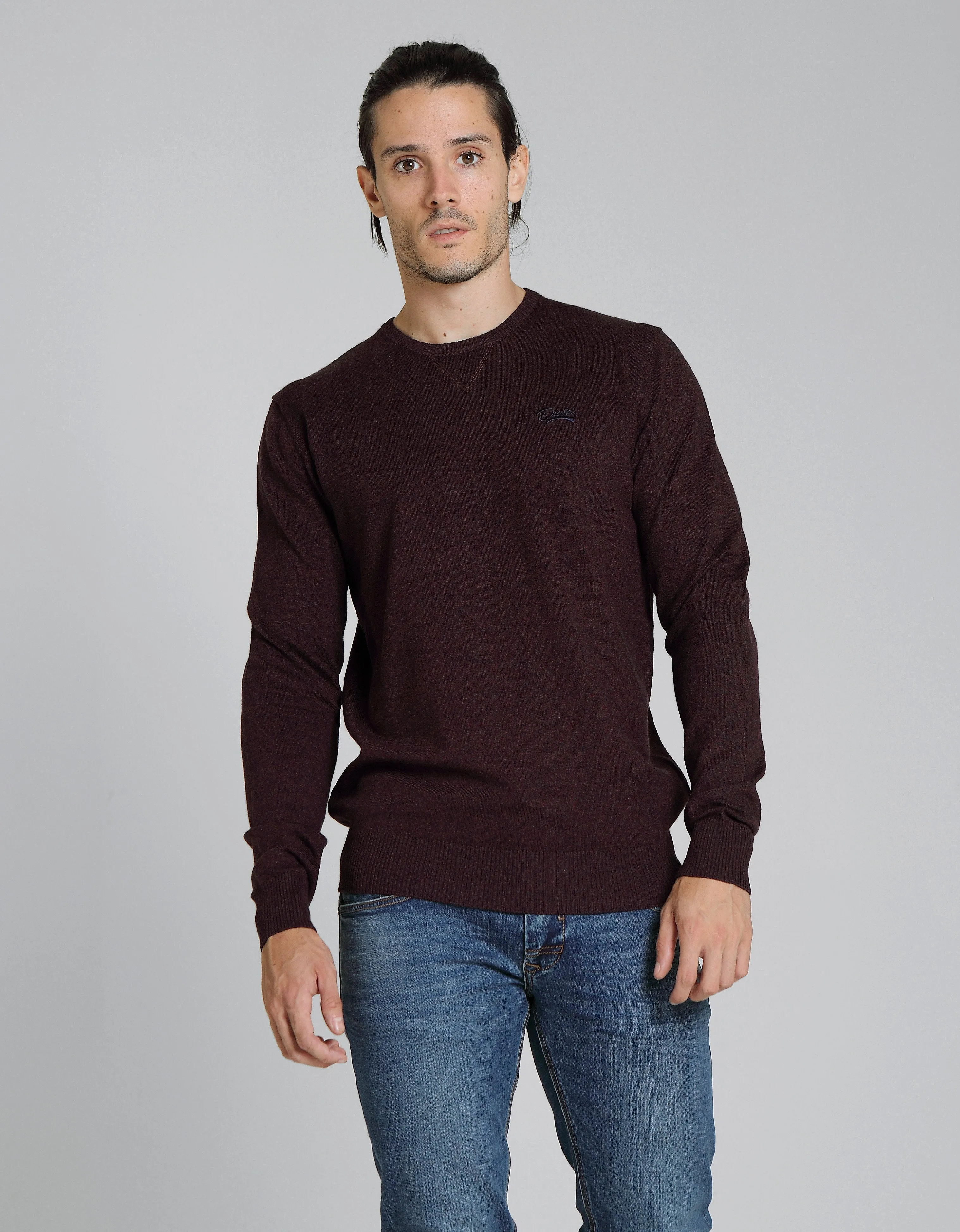 Dale Round Neck Port