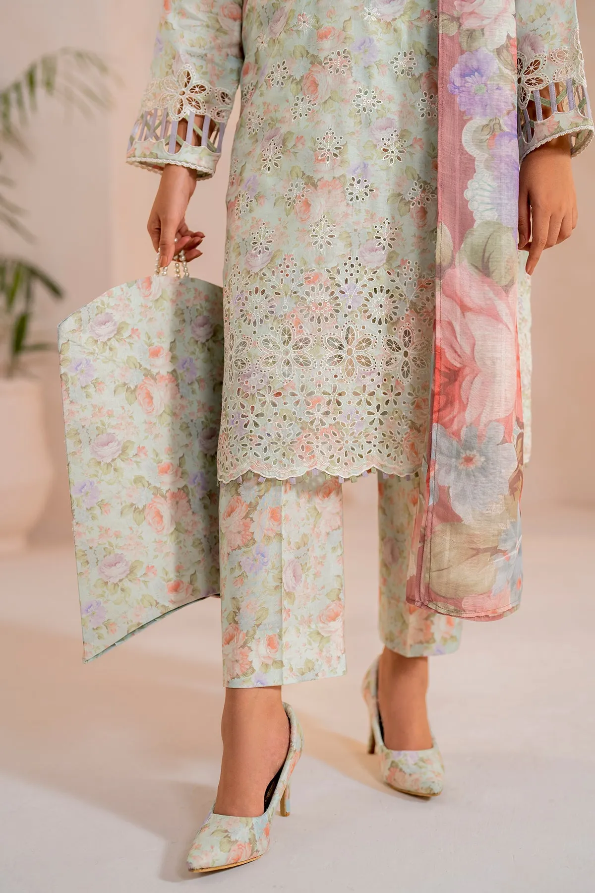 EMBROIDERED PRINTED LAWN UF-717