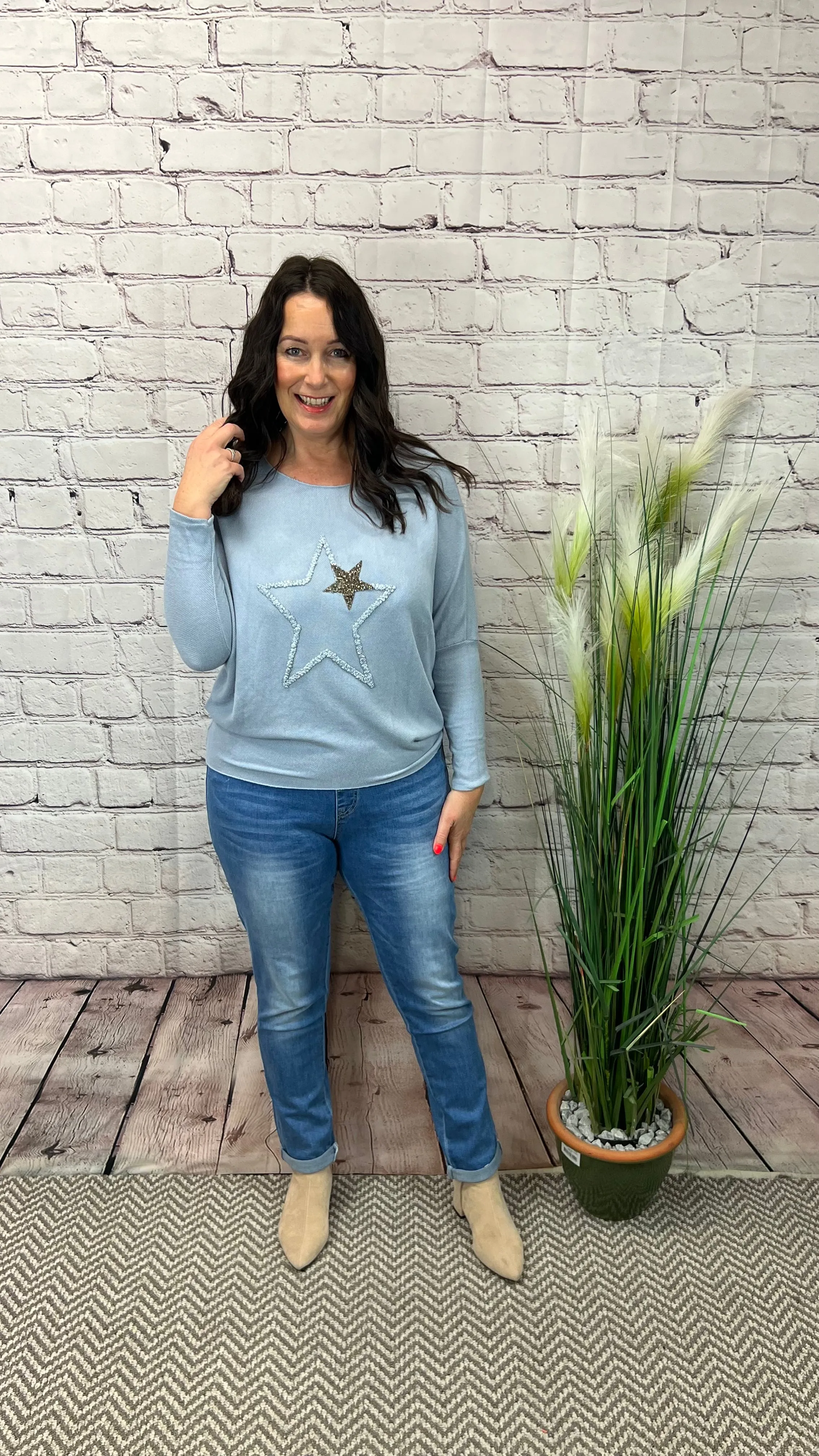 SANDRA Star Emboss Fine Knit