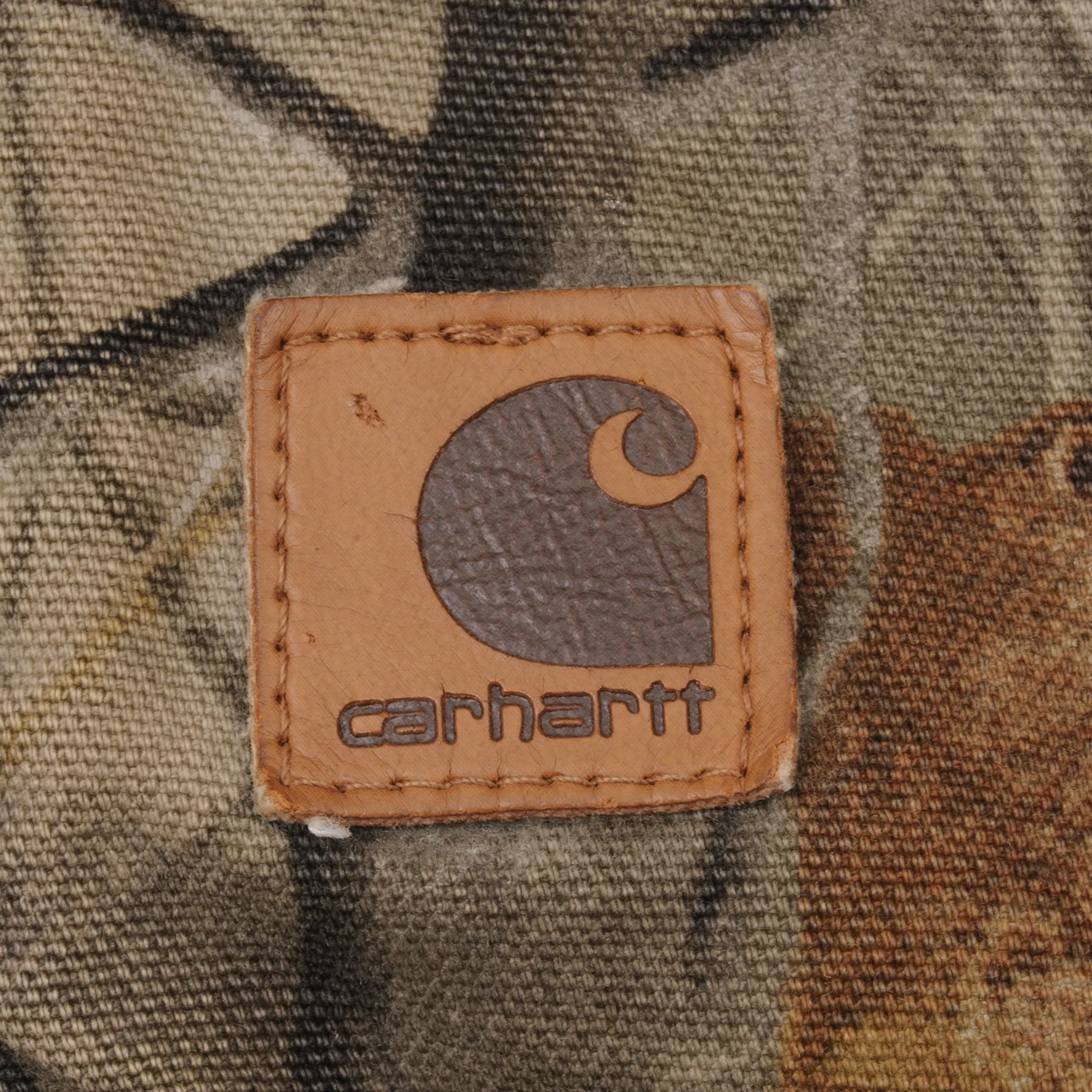 VINTAGE CARHARTT REALTREE HARDWOODS CAMO ACTIVE JACKET J144CMO SIZE SMALL