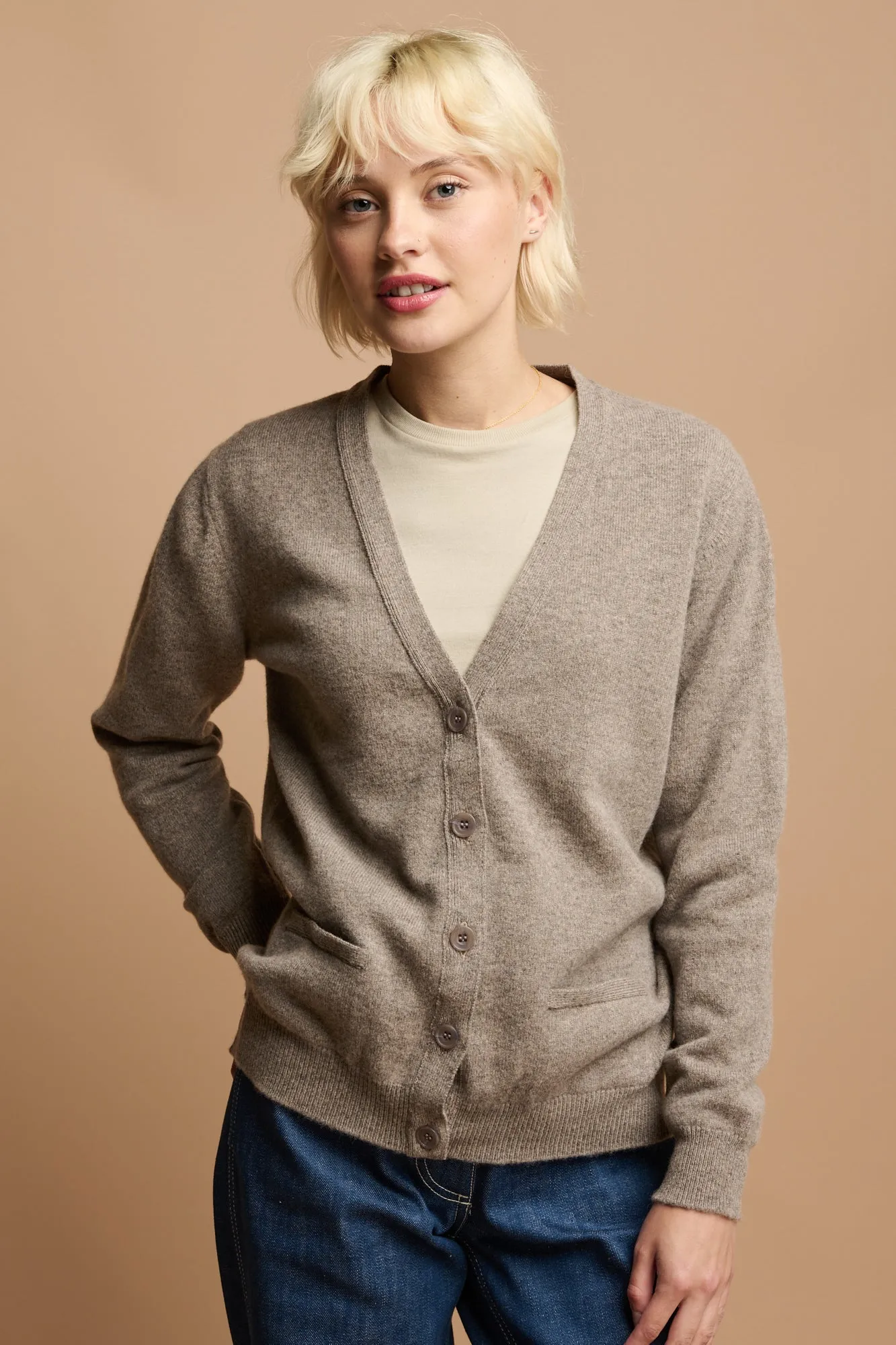 Women's Lambswool Cardigan - Truffle